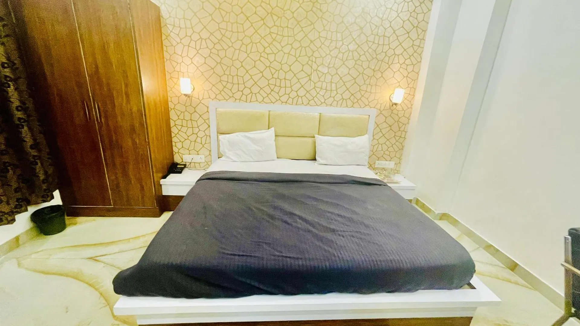 Hotel Home Star Nagla Dhimar